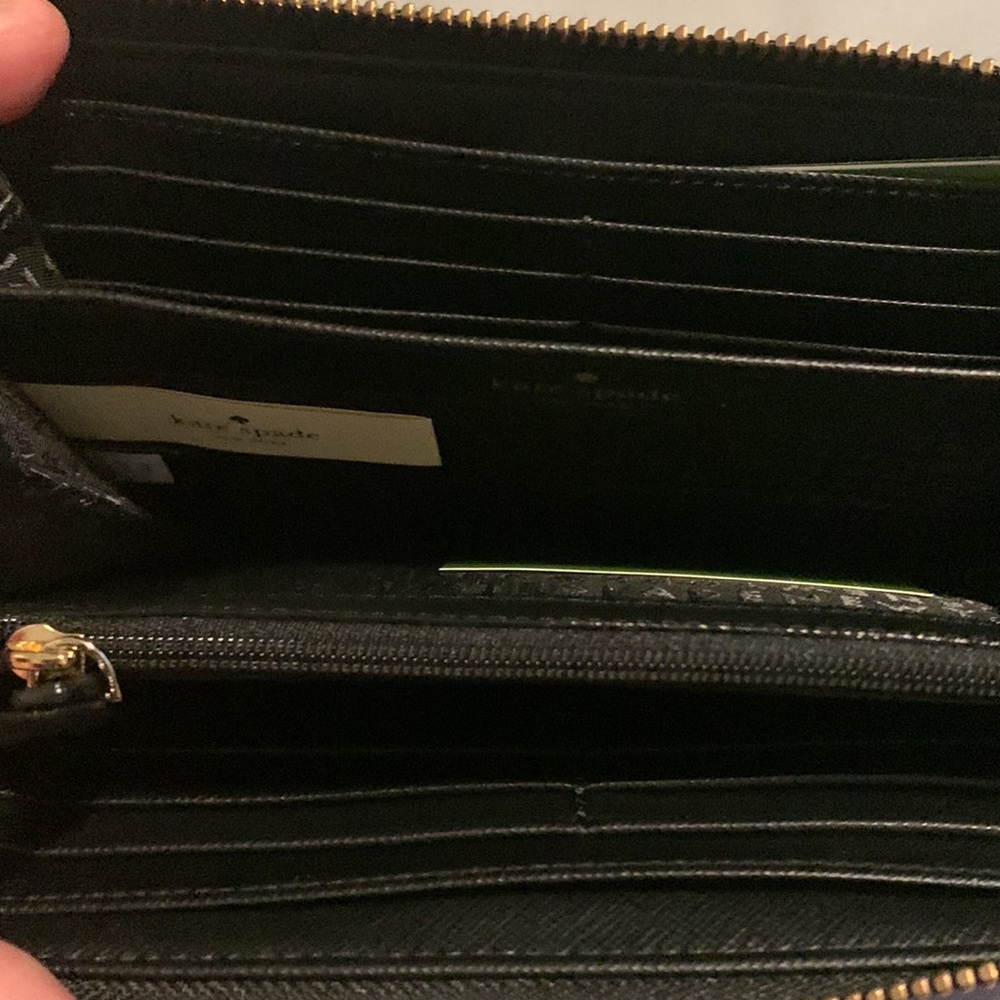 Kate Spade Black and Red Floral Wallet - Picture 4 of 8